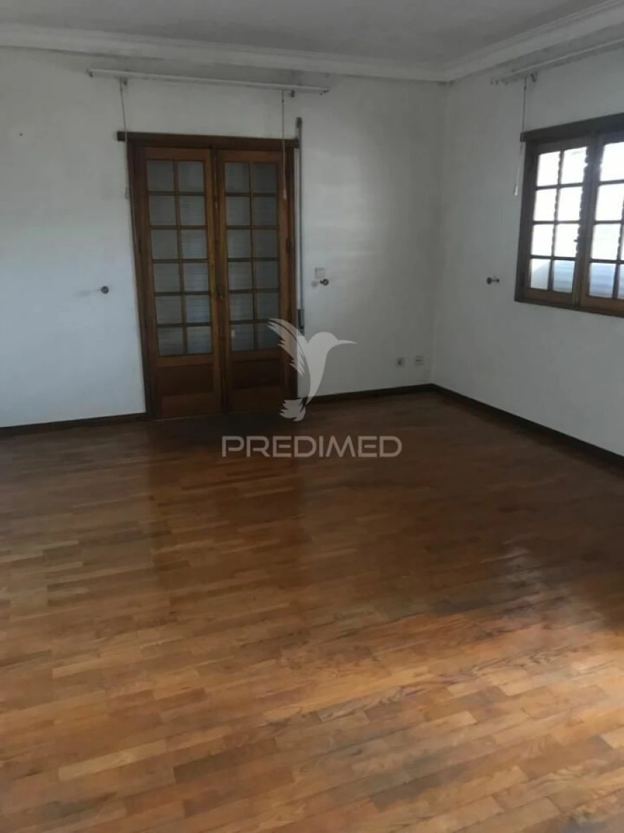 Moradia T7 para Venda em Rebordões (Santa Maria) Foto 7