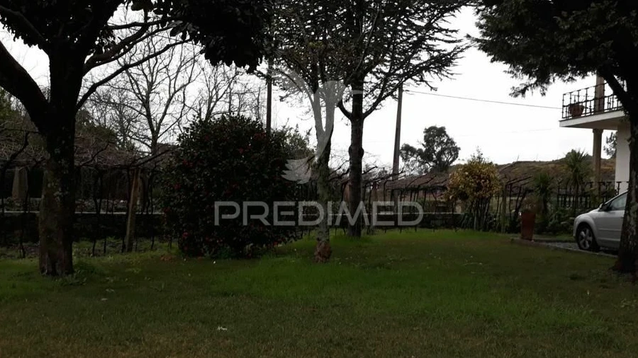 Moradia T7 para Venda em Associação de Freguesias do Vale do Neiva