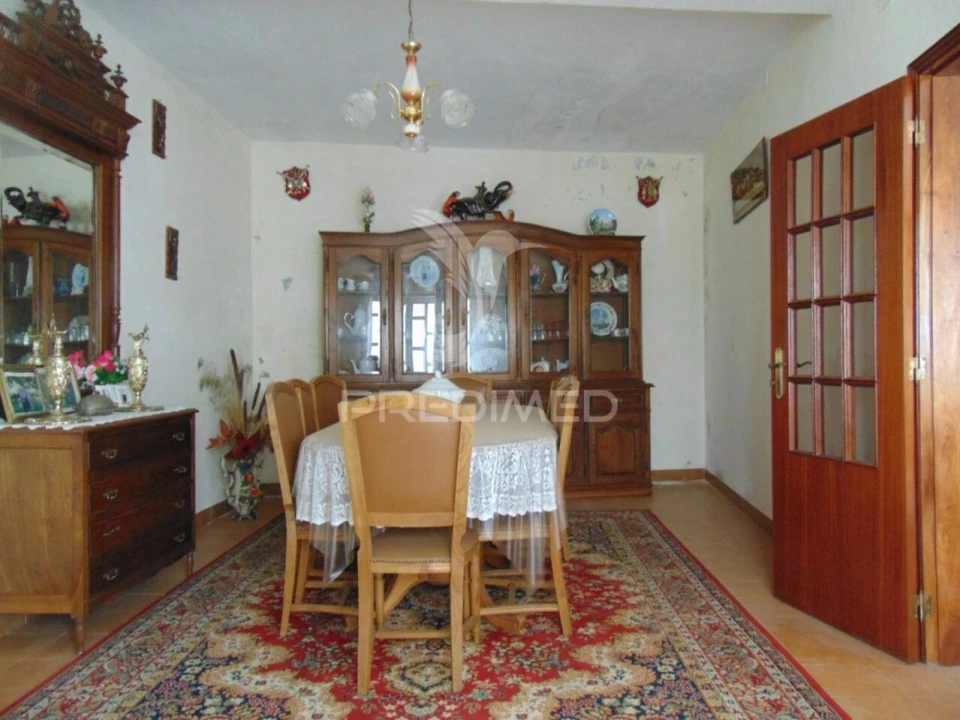 Moradia T3 para Venda em Abaças Foto 12