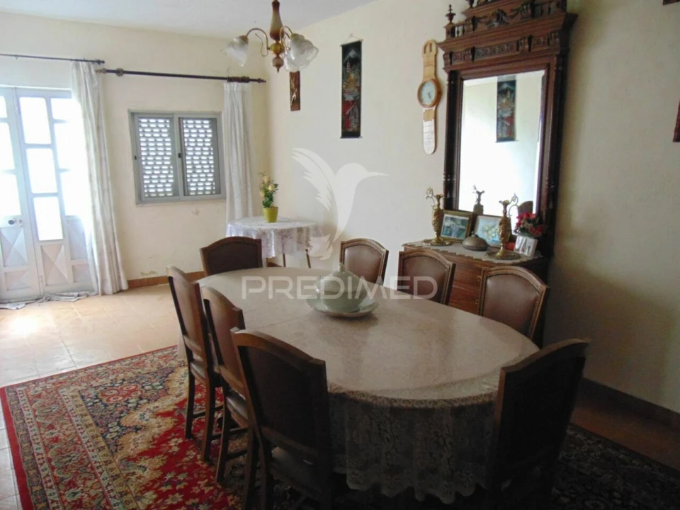 Moradia T3 para Venda em Abaças Foto 13