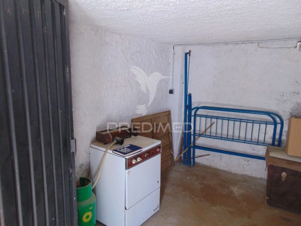 Moradia T3 para Venda em Abaças Foto 23