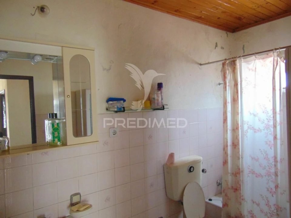 Moradia T3 para Venda em Abaças Foto 21