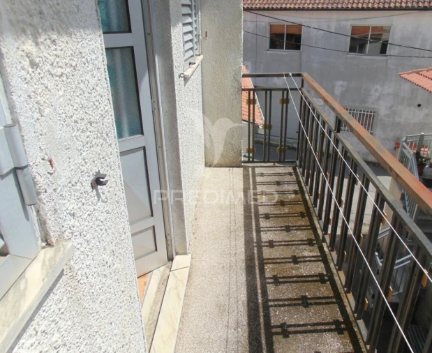 Moradia T3 para Venda em Abaças Foto 7