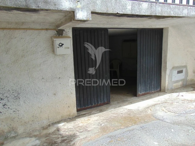 Moradia T3 para Venda em Abaças Foto 22