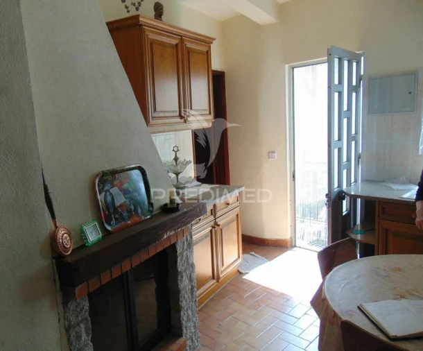 Moradia T3 para Venda em Abaças Foto 10