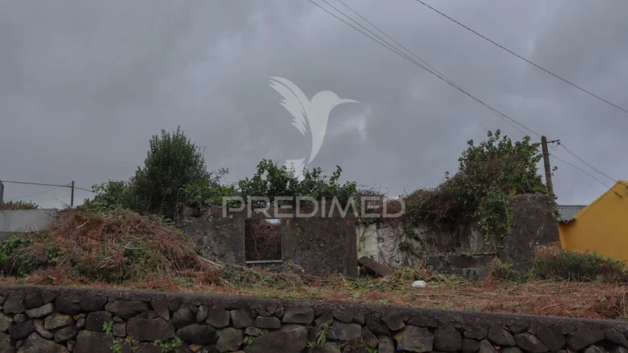 Moradia T1 para Venda em Norte Grande (Neves)