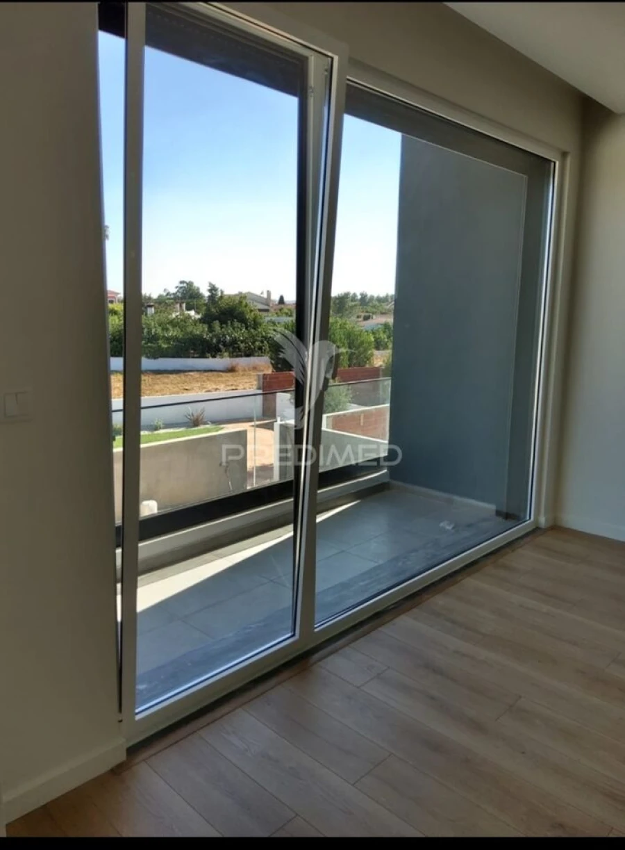 Moradia T4 para Venda em Nossa Sra de Fatima Foto 26