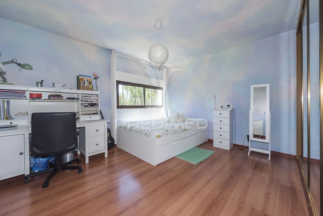 Moradia T6 para Venda em Olivais Foto 16