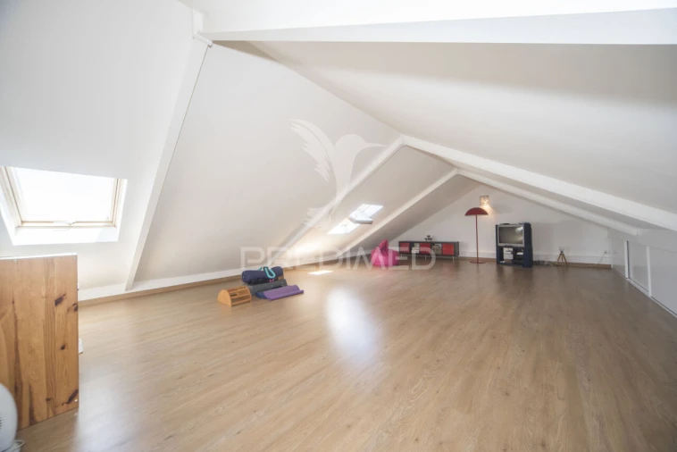 Moradia T6 para Venda em Olivais Foto 25