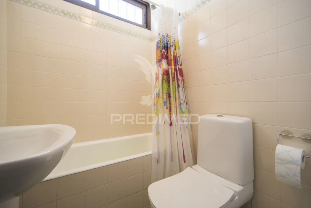 Moradia T6 para Venda em Olivais Foto 21