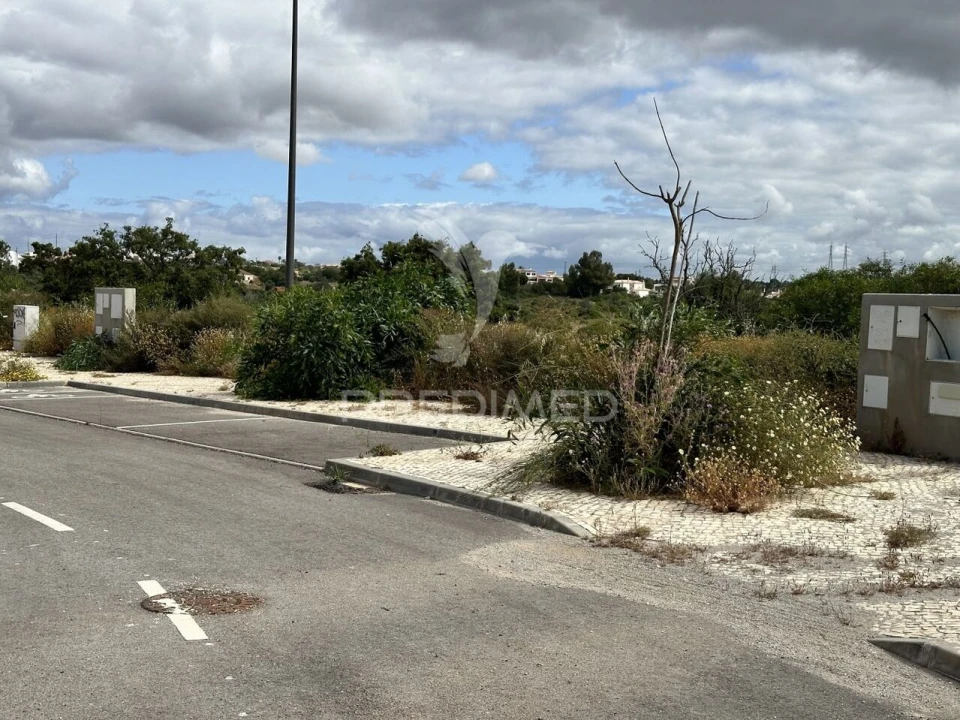 Terreno para Venda em Albufeira e Olhos de Água Foto 8