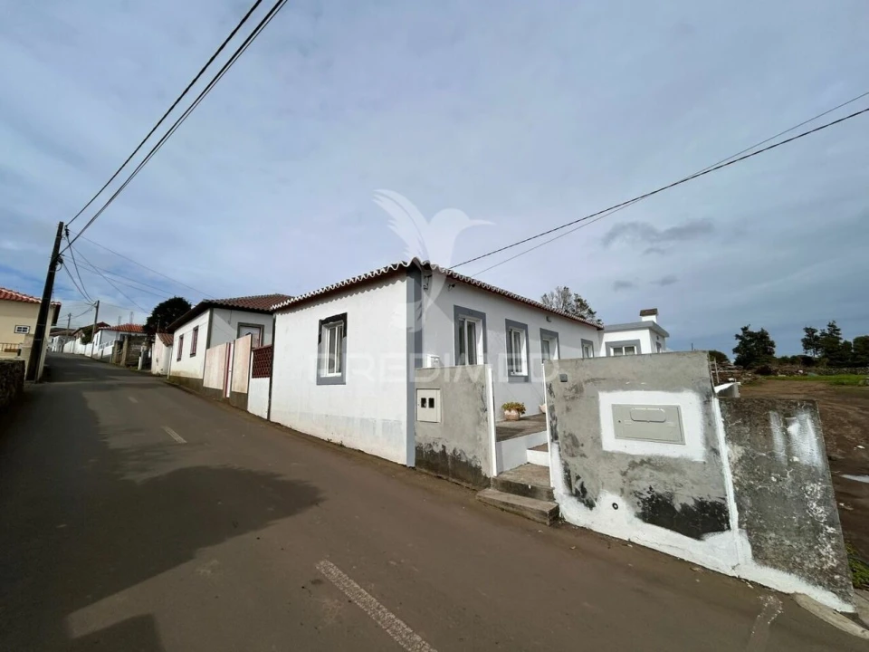 Moradia T5 para Venda em São Bartolomeu de Regatos Foto 20