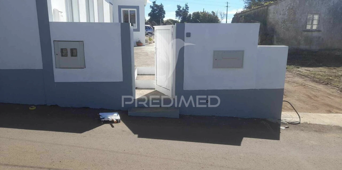 Moradia T5 para Venda em São Bartolomeu de Regatos Foto 5