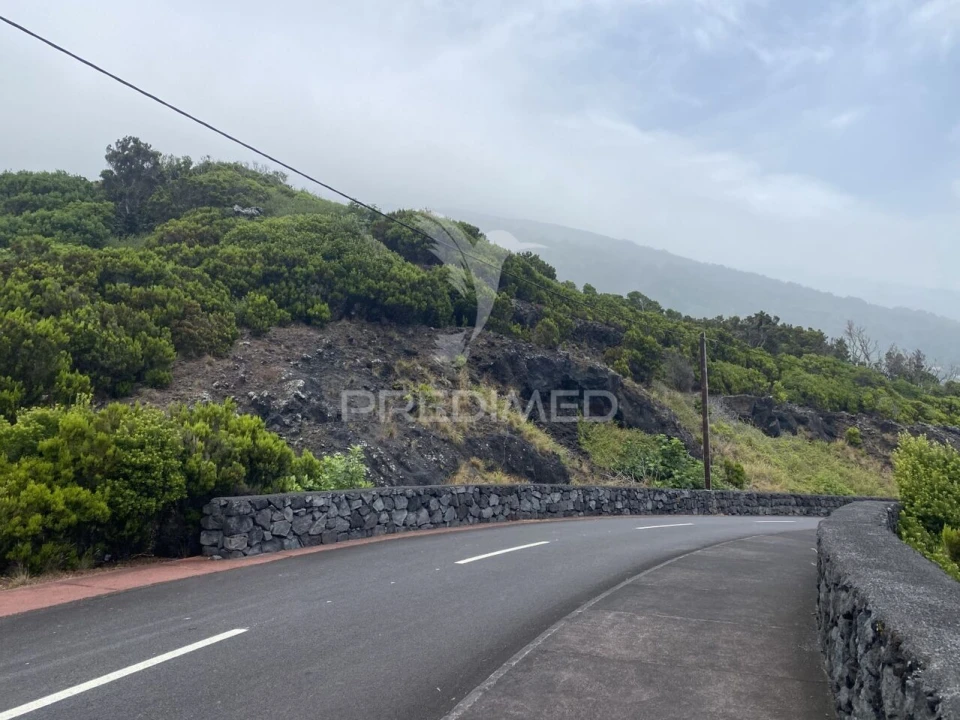 Terreno para Venda em Urzelina (São Mateus) Foto 2
