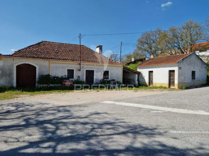 Moradia T3 para Venda em Nossa Senhora das Misericordias Foto 2