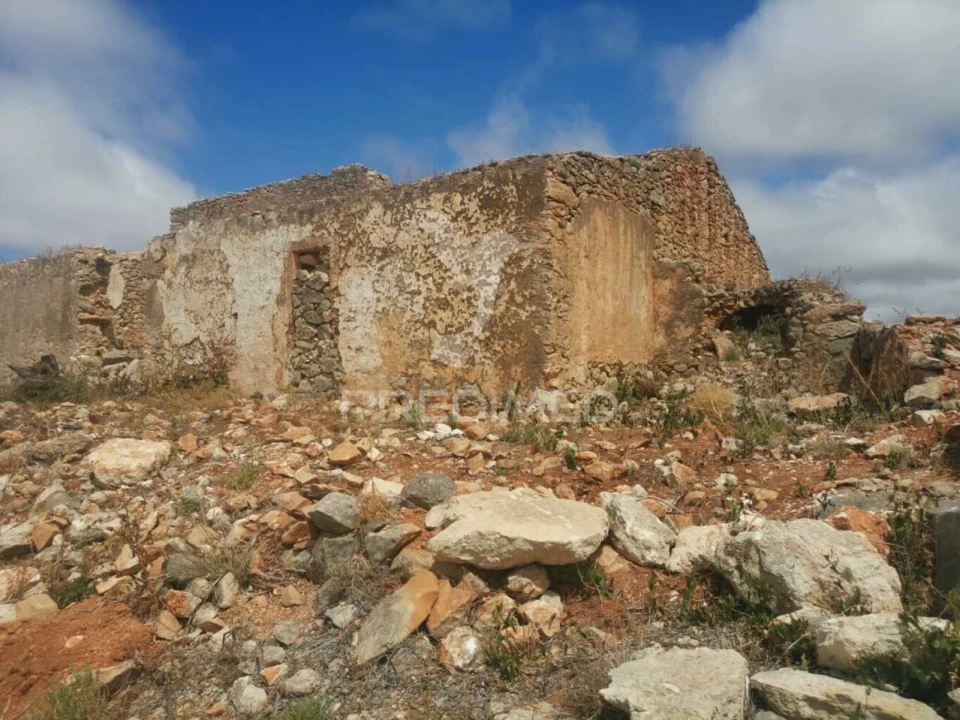 Moradia T2 para Venda em Paderne Foto 16