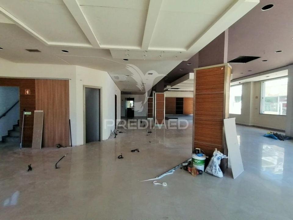 Loja para Venda em Pechão Foto 17