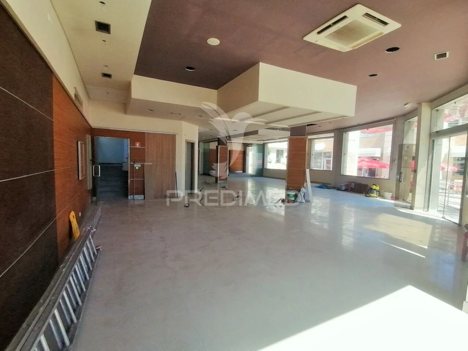 Loja para Venda em Pechão Foto 16