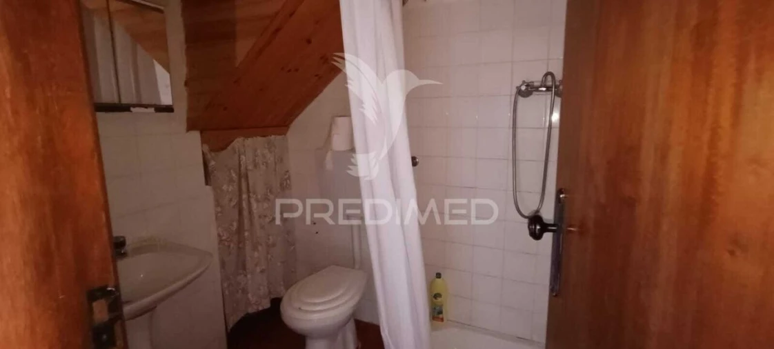 Moradia T3 para Venda em Montalvão Foto 11