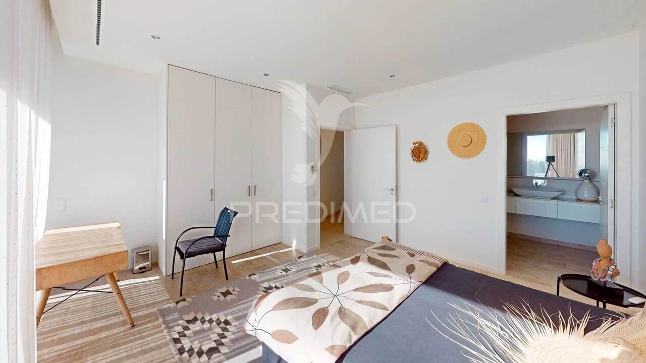 Moradia T5 para Venda em Vila Nova de Cacela Foto 15