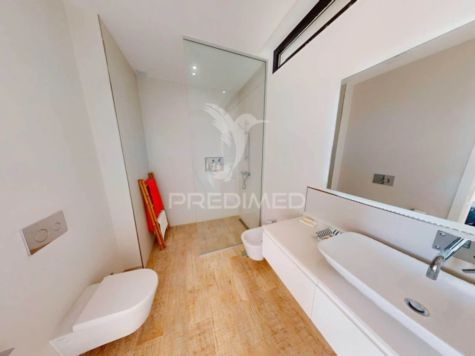 Moradia T5 para Venda em Vila Nova de Cacela Foto 12