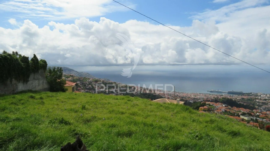 Terreno para Venda em São Roque