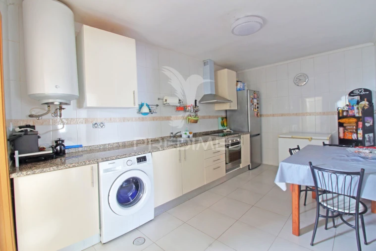 Moradia T3 para Venda em Vale de Santiago Foto 9