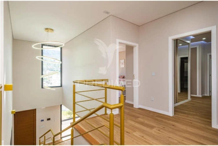 Moradia T3 para Venda em Machico Foto 13