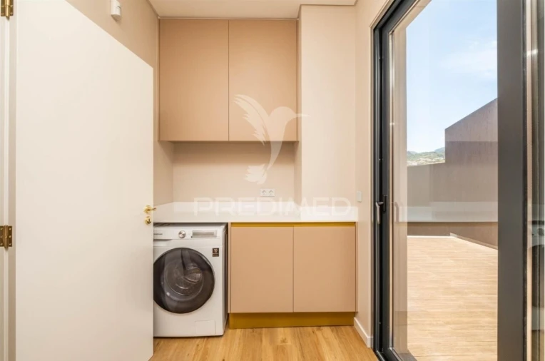 Moradia T3 para Venda em Machico Foto 14