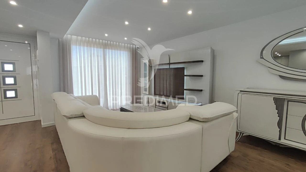 Moradia T4 para Venda em Machico Foto 6