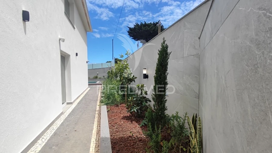 Moradia T4 para Venda em Machico Foto 28