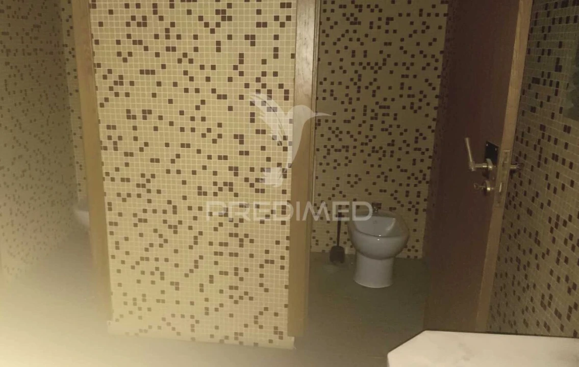 Armazém para Venda em Vialonga Foto 7