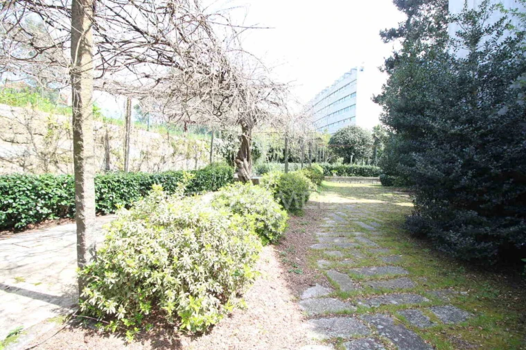 Terreno para Venda em Creixomil Foto 20