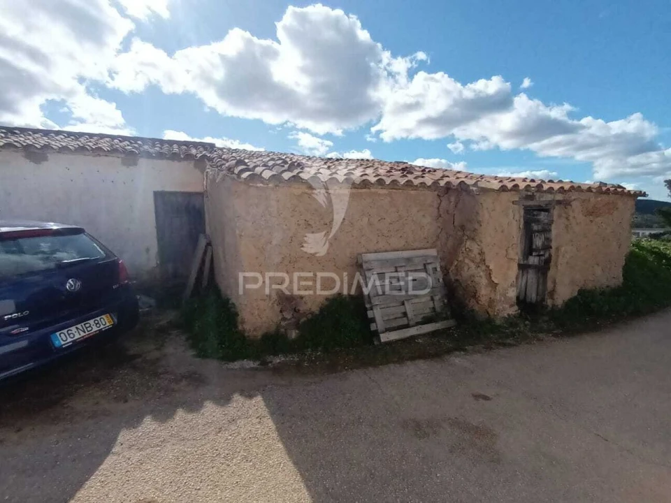 Moradia T0 para Venda em São Marcos da Serra Foto 2