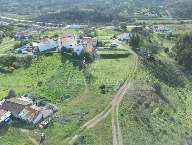 Moradia T0 para Venda em São Marcos da Serra Foto 4