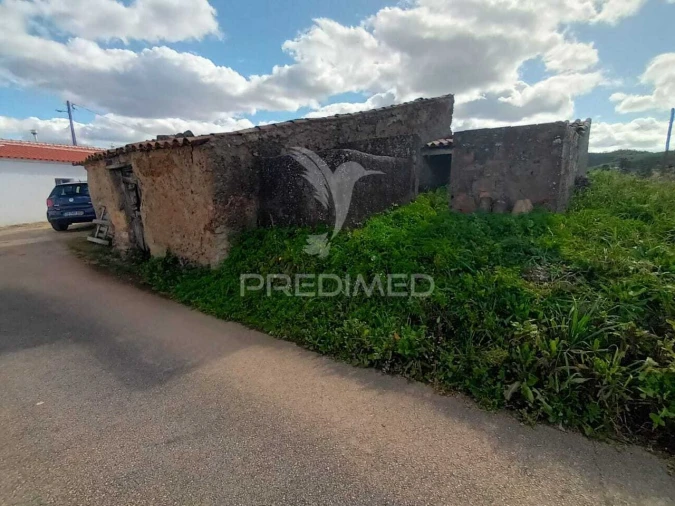 Moradia T0 para Venda em São Marcos da Serra Foto 3