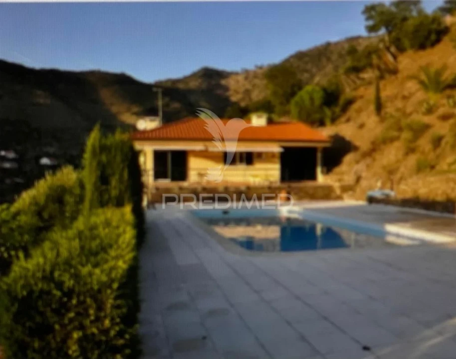 Quinta T3 para Venda em Seixo de Ansiães Foto 24