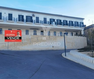 Loja para Venda em Pernes