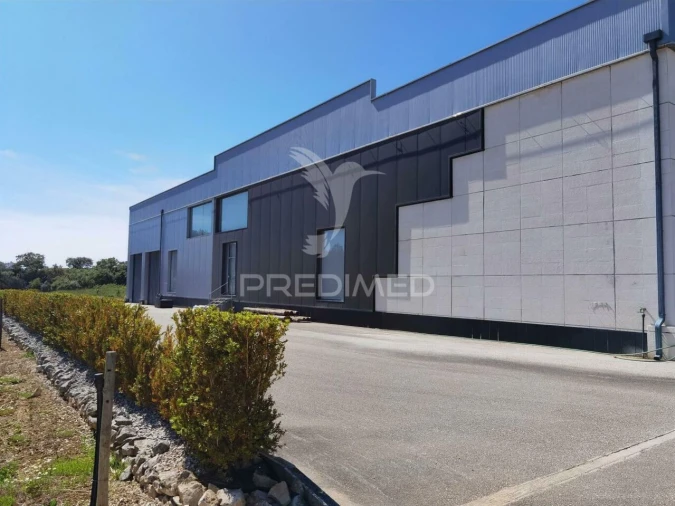 Armazém para Venda em Pernes Foto 3