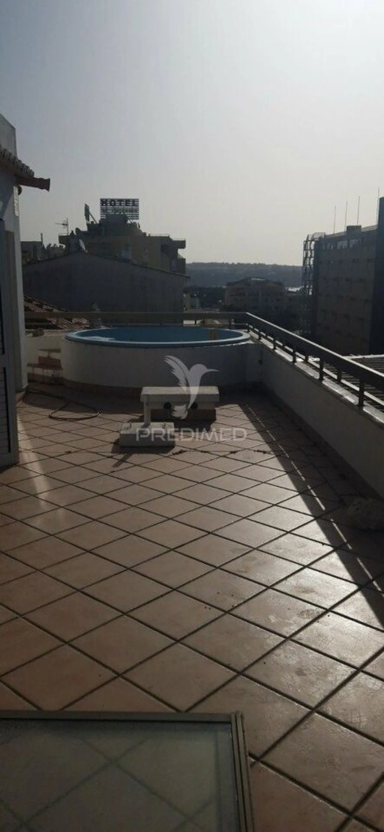 Apartamento T3 para Venda em Portimão Foto 3