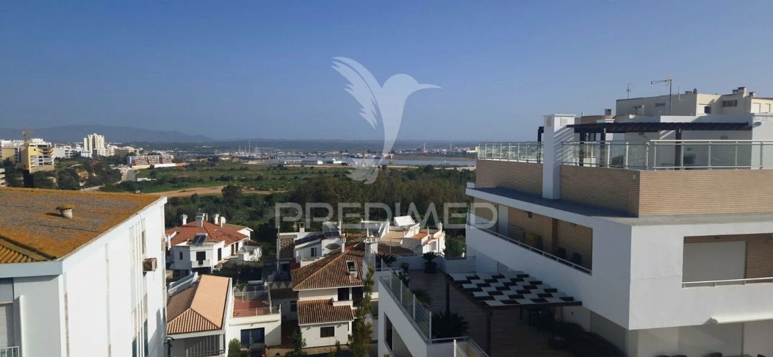 Apartamento T3 para Venda em Portimão Foto 2