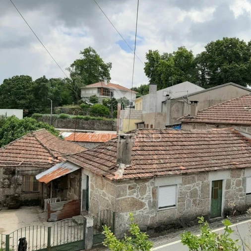 Moradia T4 para Venda em Frazão Arreigada Foto 3