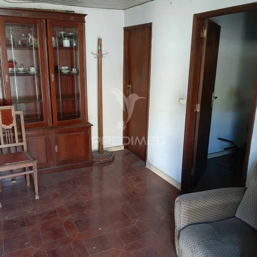 Moradia T4 para Venda em Frazão Arreigada Foto 15