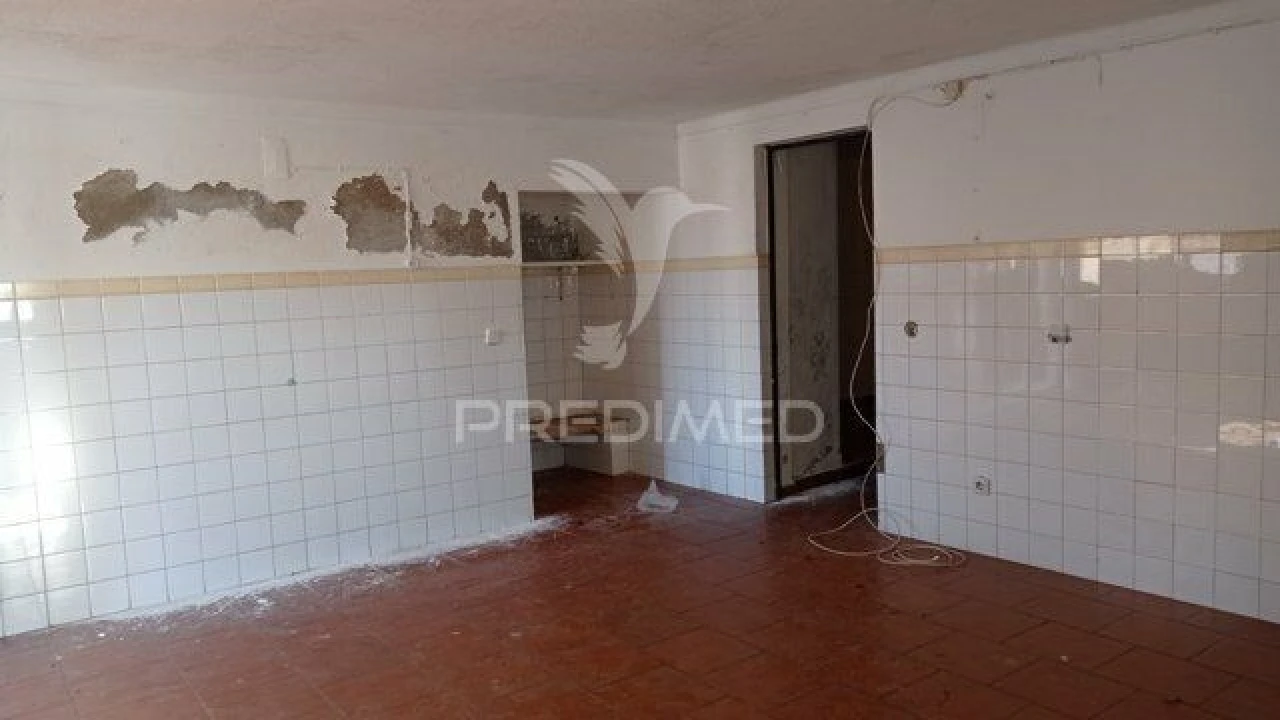 Moradia T3 para Venda em Cabeço de Vide Foto 10