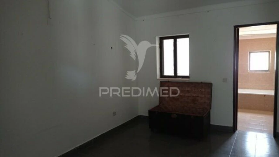 Moradia T3 para Venda em Cabeço de Vide Foto 12