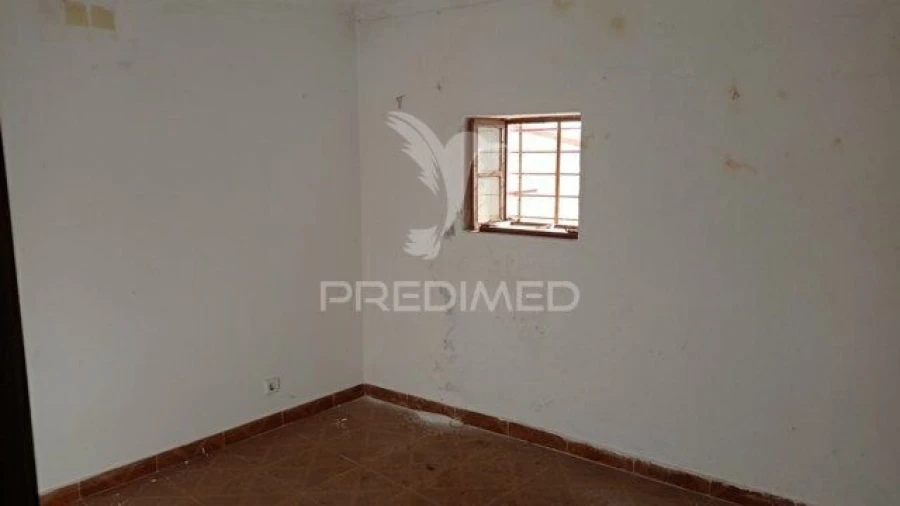 Moradia T3 para Venda em Cabeço de Vide Foto 5