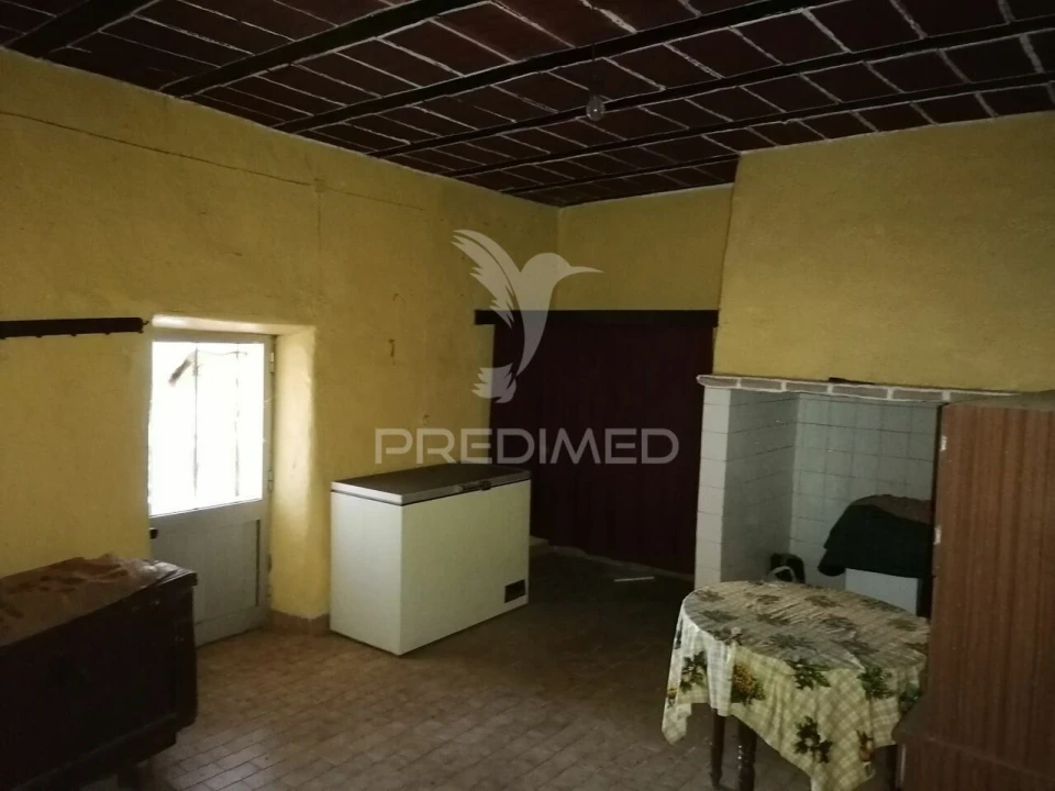 Moradia T3 para Venda em Montalvão Foto 8