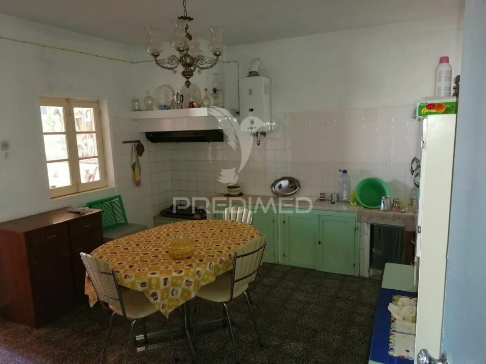 Moradia T3 para Venda em Montalvão Foto 4