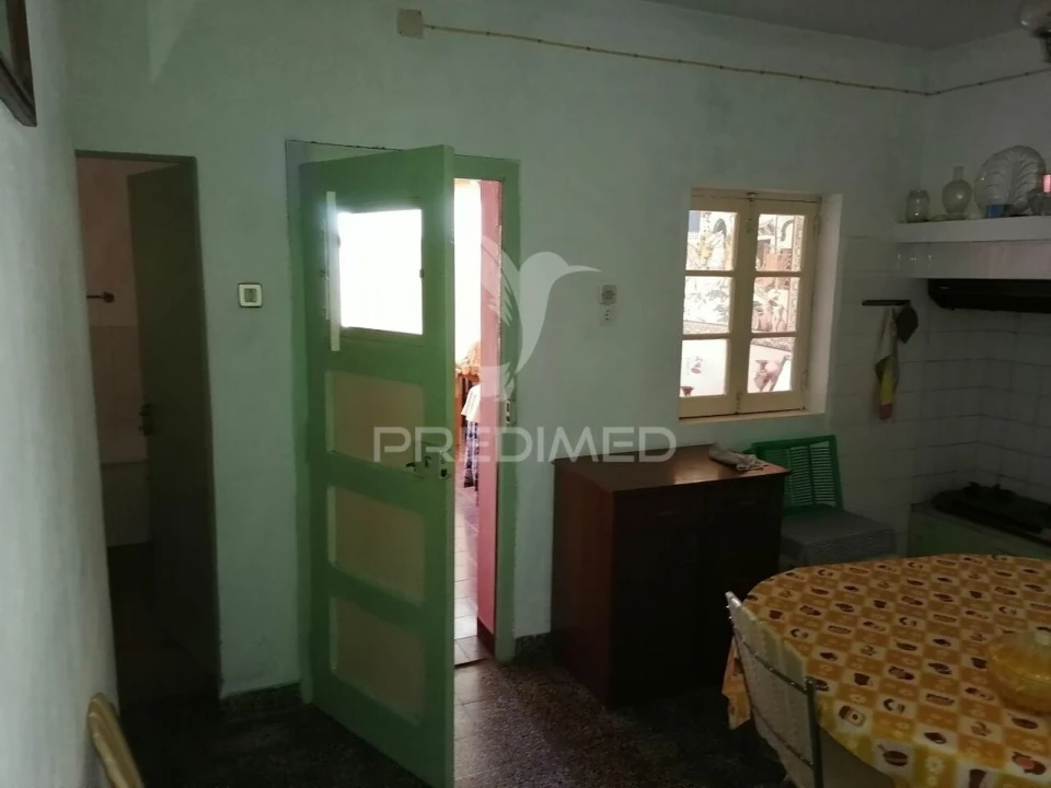 Moradia T3 para Venda em Montalvão Foto 5