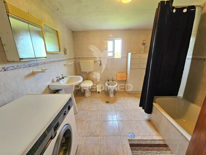 Moradia T2 para Venda em São Martinho das Amoreiras Foto 8